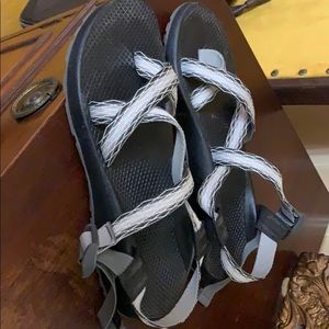 Chaco sandals like new!